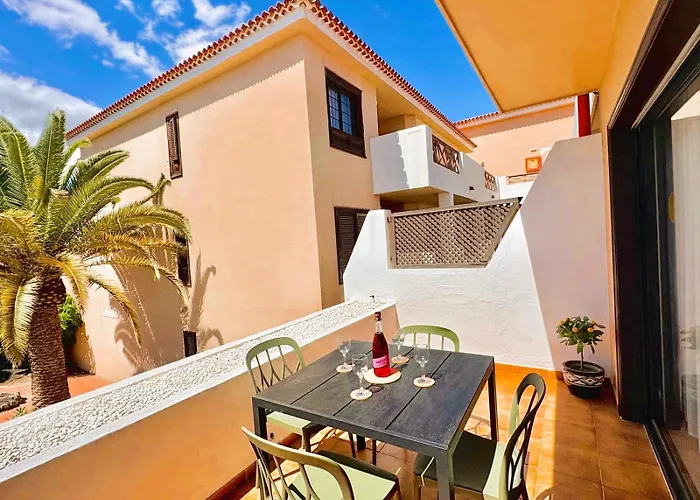 Partial Sea View & Relax 2-bed Tenerife South Apartment