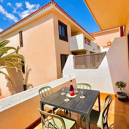 Partial Sea View & Relax 2-bed Tenerife South Apartment