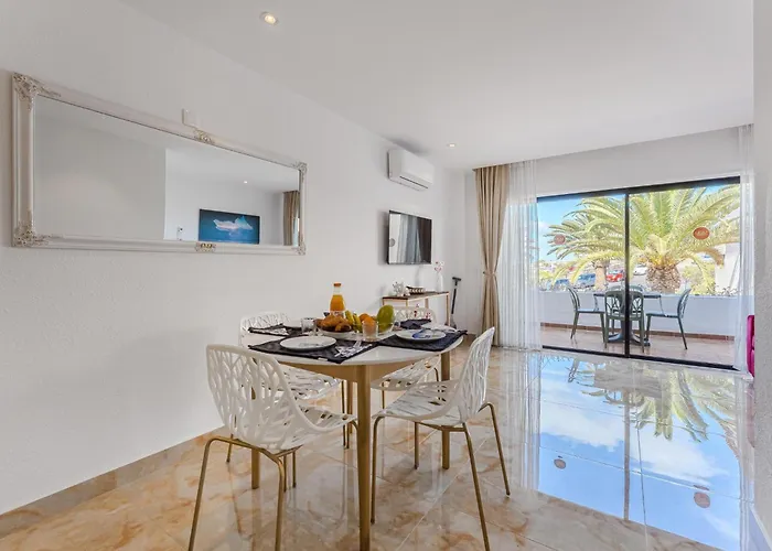 Partial Sea View & Relax 2-bed Tenerife South Apartman *